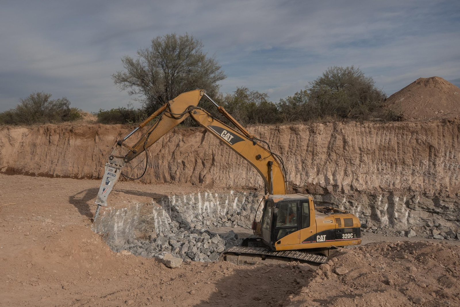 La minería de yeso en Los Llanos riojanos consolida empleo local y producción de bajo impacto
