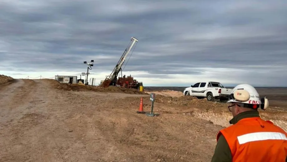 Santa Cruz marca un hito exploratorio con doce proyectos activos en el Macizo del Deseado