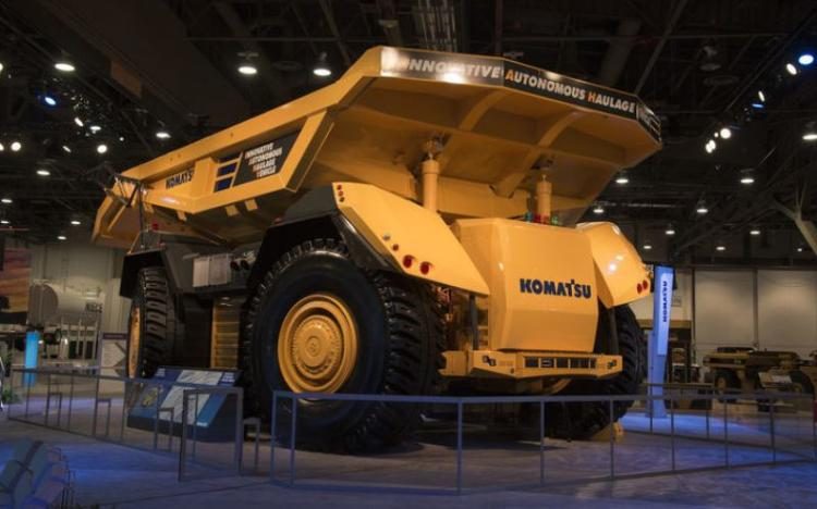 Camiones sin conductor: la automatización empieza a transformar la minería de América Latina