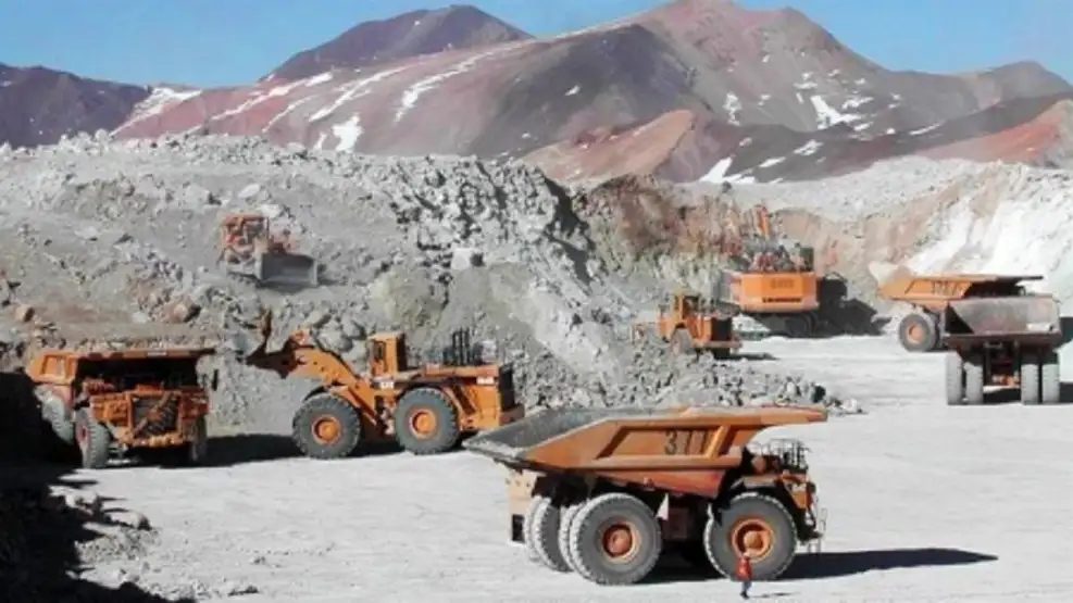El oro sostiene los dólares de la minería argentina, pero el futuro exige diversificar la matriz